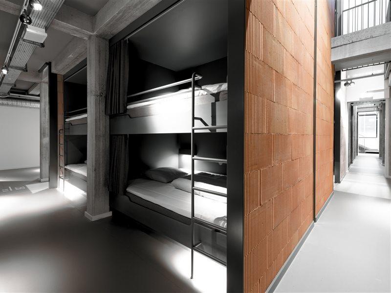 Hostal Roberta's Society *