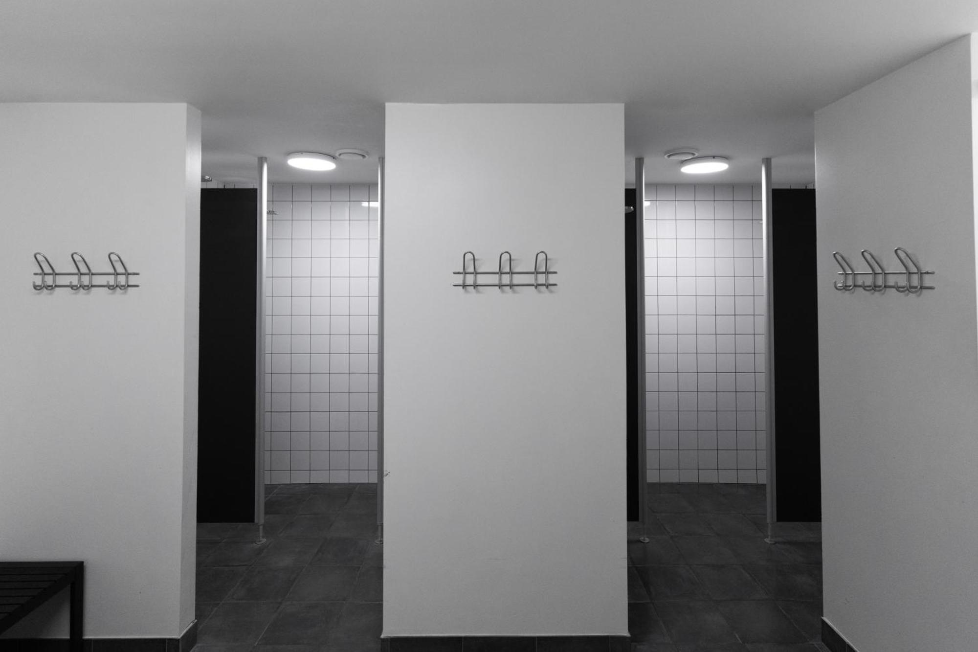 Hostal Roberta's Society